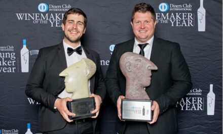 Constantia Glen triumphiert mit Winzer des Jahres und zwei Platter 5-Sternen